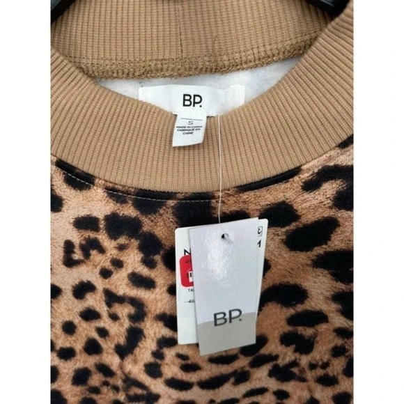 Bp Mock Neck Leopard Print Sweatshirt NWT. small - Picture 7 of 9